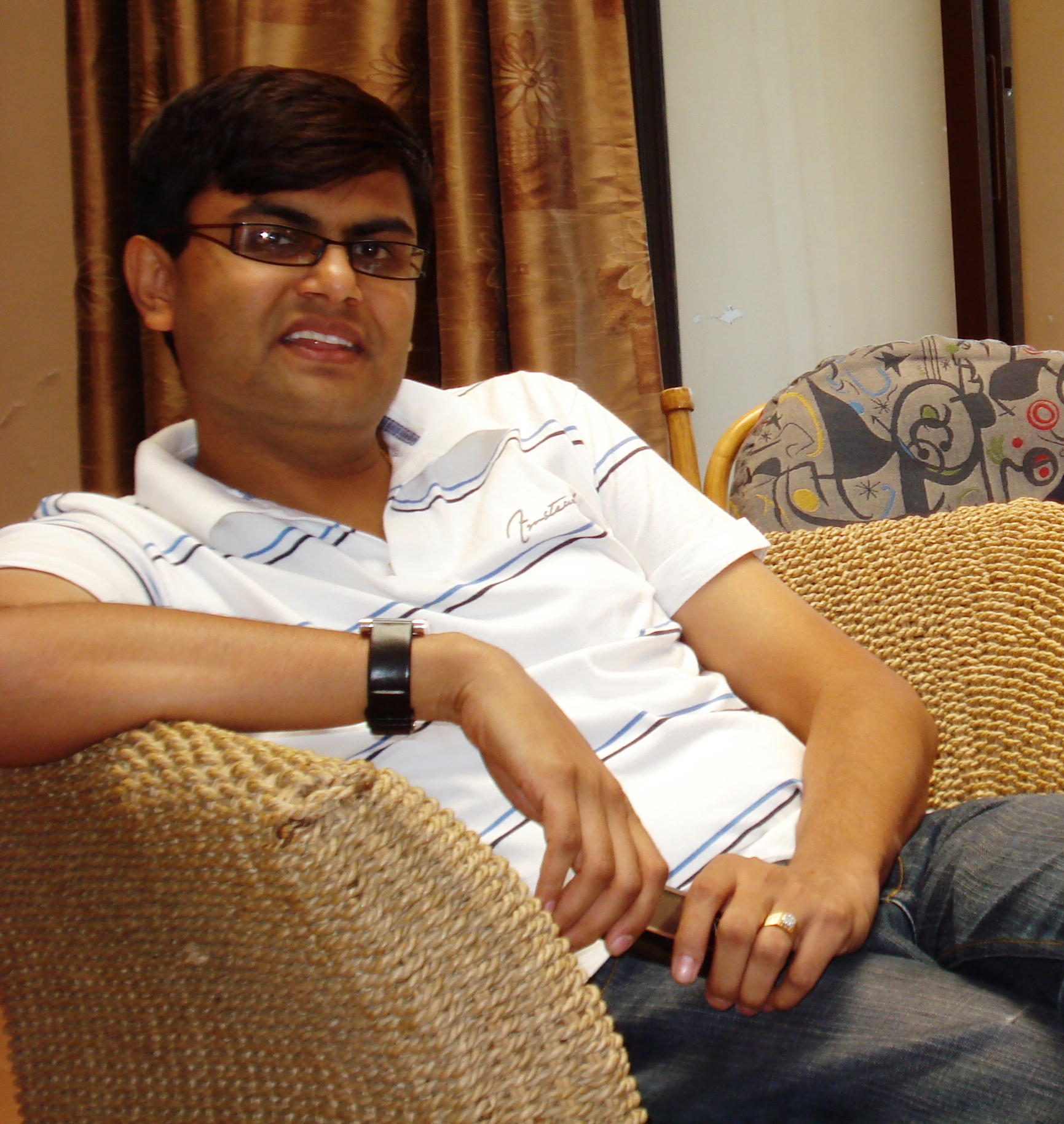 Dr. Nilesh Bhandari