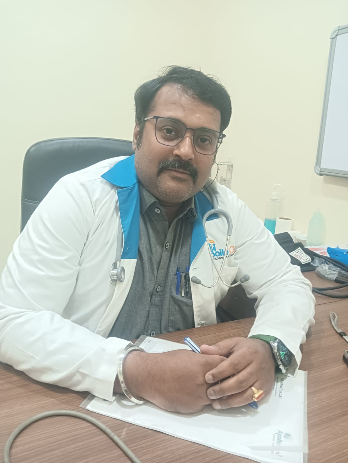 டாக்டர். ரனாதி தாஸ்