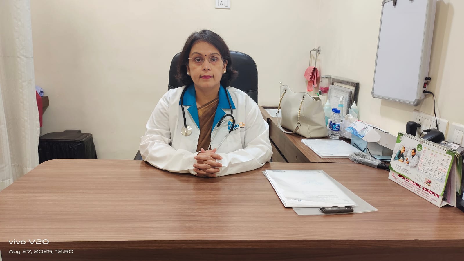 டாக்டர். ஸ்ரபானி பால்குண்டி மித்ரா