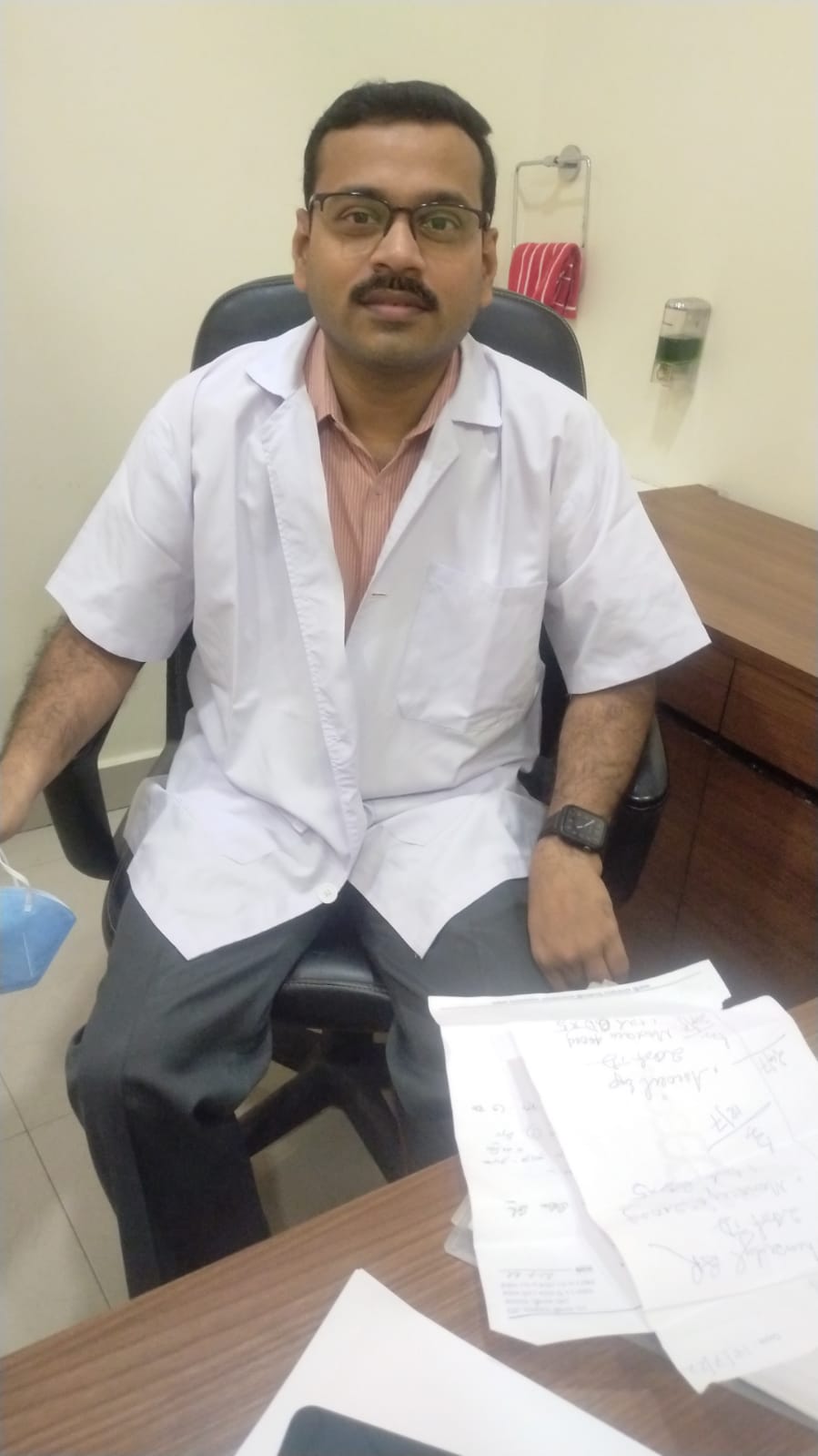 டாக்டர் கௌசிக் சாஹா