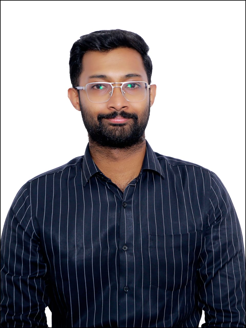 डॉ अरुण आर