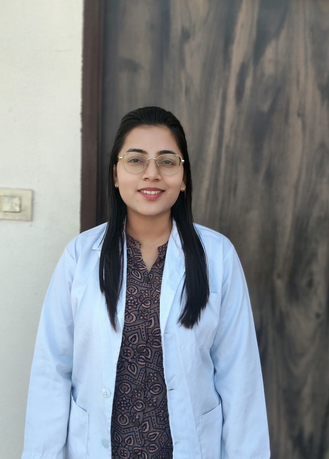 டாக்டர். நேஹல் கார்க்